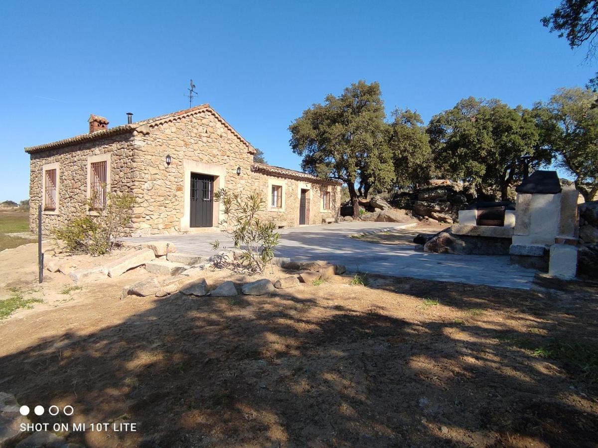 Rucanon 2 La Casa Del Campo 4 Estrellas, Piscina Y Golf Montanchez Exterior photo